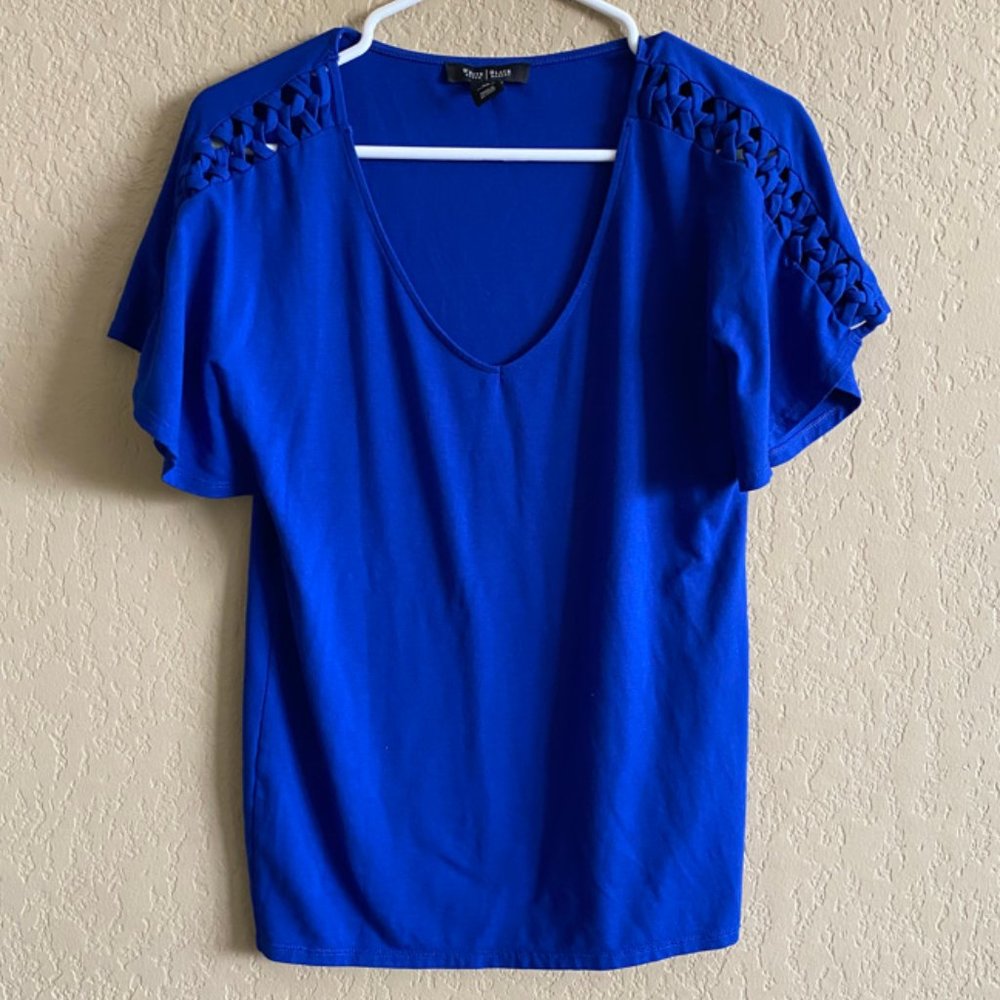 White House Black Market Tee with Weave Detail - Picture 3 of 4